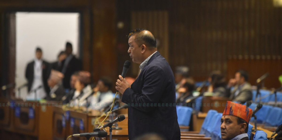 जिल्ला निर्वाचन कार्यालय खारेज गर्ने प्रस्ताव सरकारले सच्याउनुपर्छ: गगन थापा